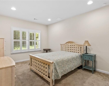 12460 Pindell Circle - Photo Thumbnail 14