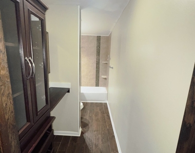 8970 N Parkside Avenue - Photo Thumbnail 24
