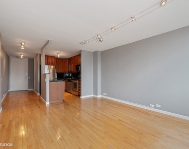 405 N Wabash Avenue - Photo Thumbnail 9