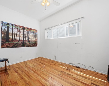 1728 N Campbell Avenue - Photo Thumbnail 3