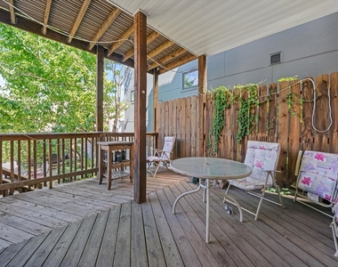 1728 N Campbell Avenue - Photo Thumbnail 9
