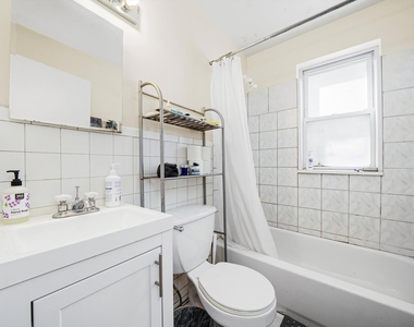 1728 N Campbell Avenue - Photo Thumbnail 10