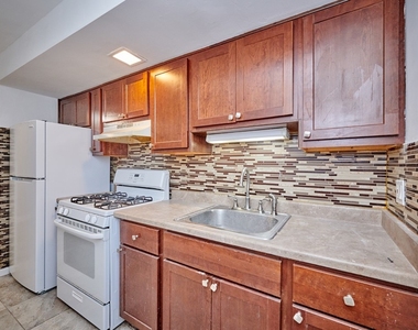 2609 W Fitch Avenue - Photo Thumbnail 5