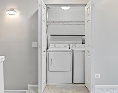 473 River Bend Circle - Photo Thumbnail 32