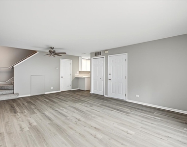 473 River Bend Circle - Photo Thumbnail 12