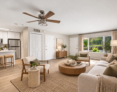 473 River Bend Circle - Photo Thumbnail 7