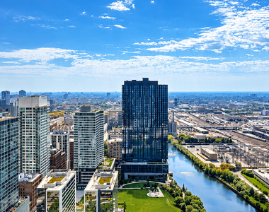235 W Van Buren Street - Photo Thumbnail 19