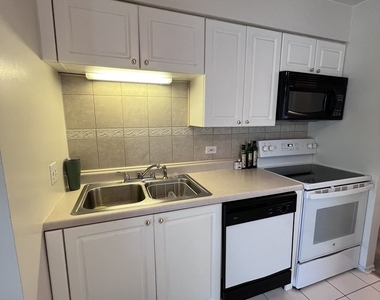 9032 W 140th Street - Photo Thumbnail 6