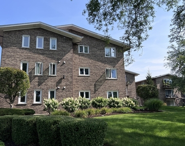 9032 W 140th Street - Photo Thumbnail 11