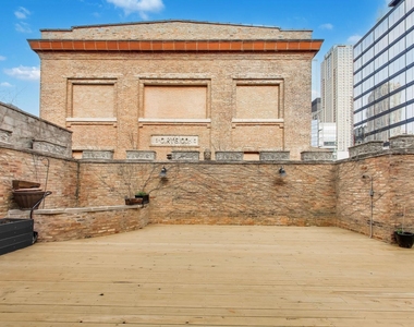 503 N Wells Street - Photo Thumbnail 23