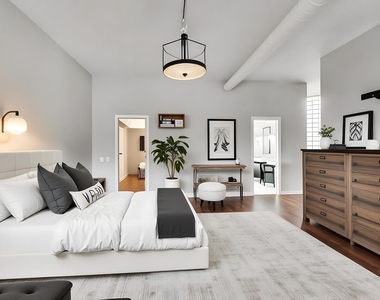 503 N Wells Street - Photo Thumbnail 10