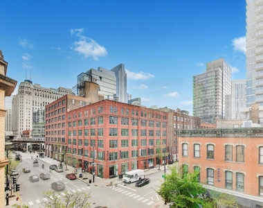 503 N Wells Street - Photo Thumbnail 7