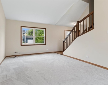 1440 Carleton Avenue - Photo Thumbnail 3