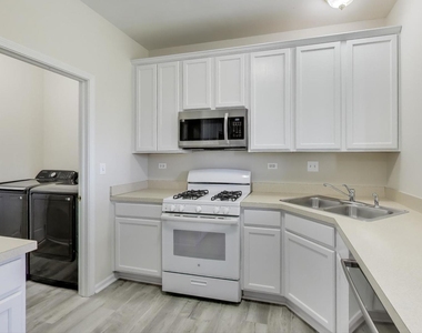 23927 Mcmullin Circle - Photo Thumbnail 6