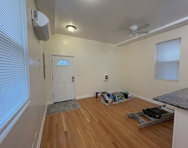 6619 S Drexel Avenue - Photo Thumbnail 3