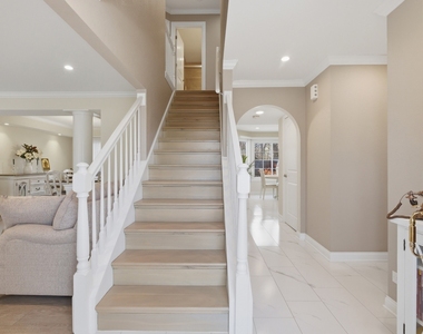 1107 Popes Creek Circle - Photo Thumbnail 11