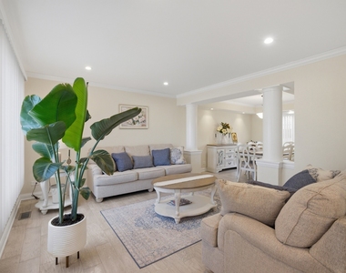 1107 Popes Creek Circle - Photo Thumbnail 3