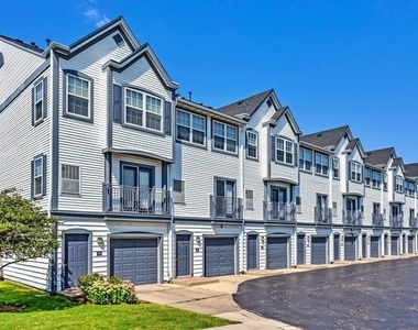 405 Mendelssohn Court - Photo Thumbnail 27