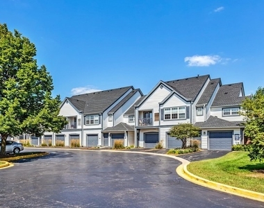 349 Mendelssohn Court - Photo Thumbnail 28