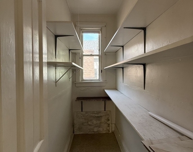 2233 N Sawyer Avenue - Photo Thumbnail 22