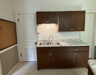 2233 N Sawyer Avenue - Photo Thumbnail 19