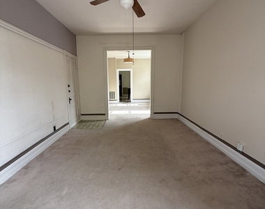 2233 N Sawyer Avenue - Photo Thumbnail 11