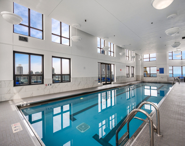 401 E Ontario Street - Photo Thumbnail 21