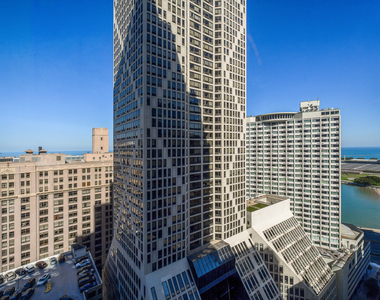 401 E Ontario Street - Photo Thumbnail 18