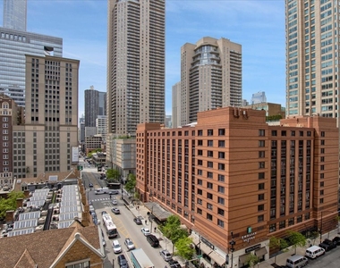 10 E Ontario Street - Photo Thumbnail 11