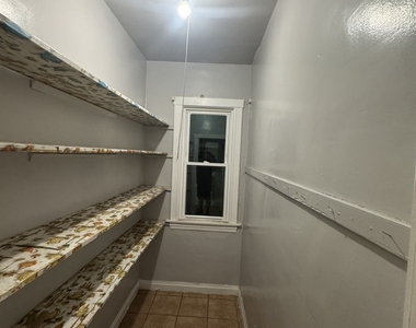 5752 S Whipple Street - Photo Thumbnail 8