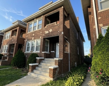 5752 S Whipple Street - Photo Thumbnail 11
