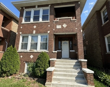 5752 S Whipple Street - Photo Thumbnail 10