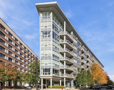 845 N Kingsbury Street - Photo Thumbnail 1