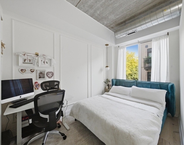 845 N Kingsbury Street - Photo Thumbnail 10