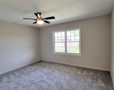 2820 Dundee Road - Photo Thumbnail 3
