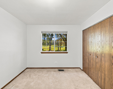 2107 Southwind Circle - Photo Thumbnail 12