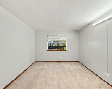2107 Southwind Circle - Photo Thumbnail 9