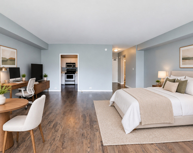 3600 N Lake Shore Drive - Photo Thumbnail 2