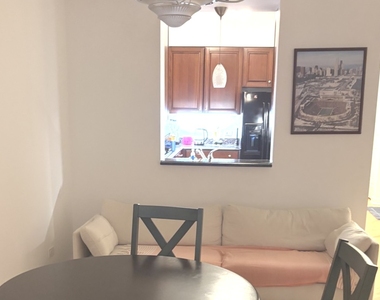 25 E Superior Street - Photo Thumbnail 6