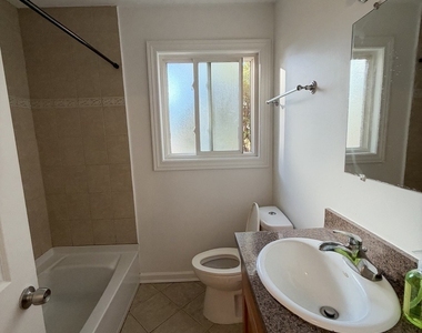 10115 Old Orchard Court - Photo Thumbnail 10
