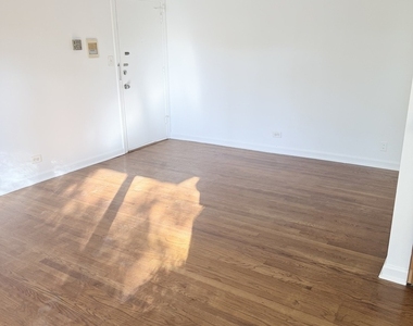10115 Old Orchard Court - Photo Thumbnail 8