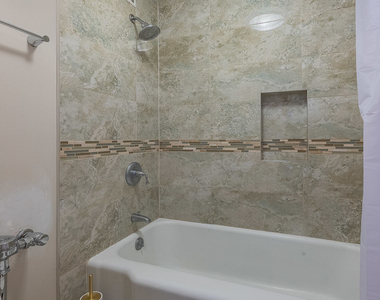 535 N Michigan Avenue - Photo Thumbnail 15