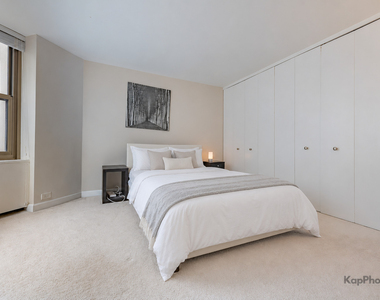 535 N Michigan Avenue - Photo Thumbnail 13