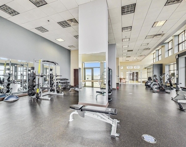 1335 S Prairie Avenue - Photo Thumbnail 20