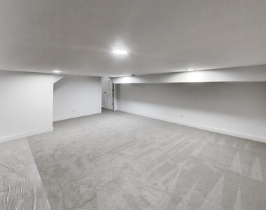 3928 N Greenview Avenue - Photo Thumbnail 23