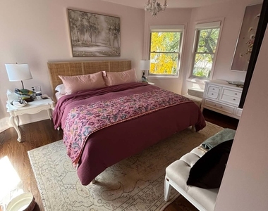 3325 N Racine Avenue - Photo Thumbnail 11