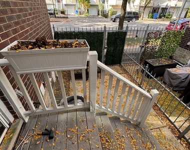 3325 N Racine Avenue - Photo Thumbnail 19