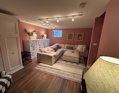 3325 N Racine Avenue - Photo Thumbnail 16