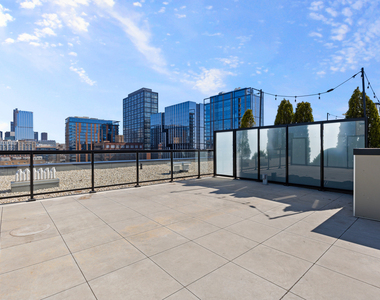 305 S Racine Avenue - Photo Thumbnail 39
