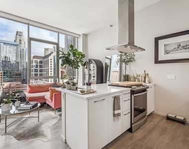 8 E Huron Street - Photo Thumbnail 8